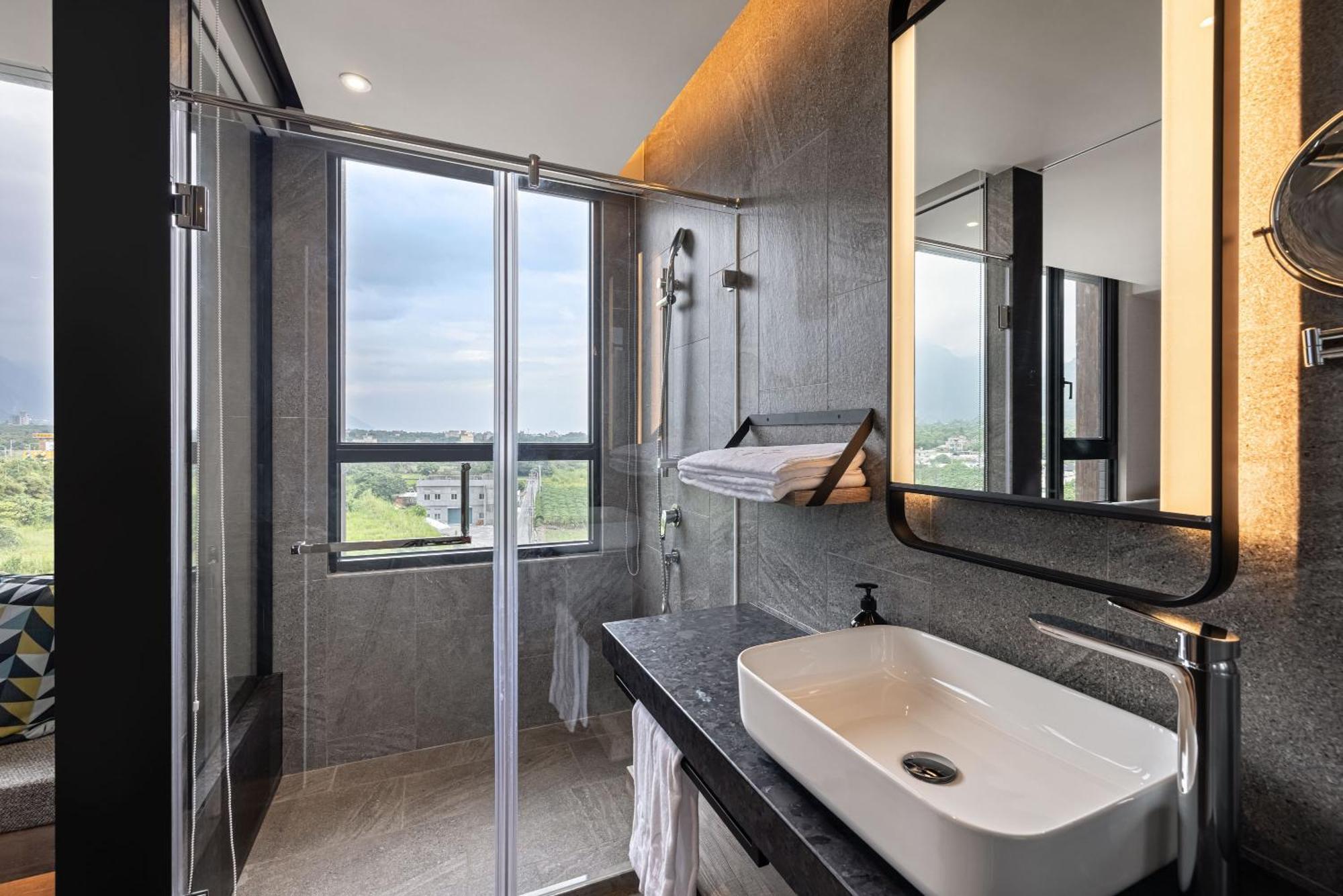 The Moment Hotel Hualien By Lakeshore Shunan Ruang foto